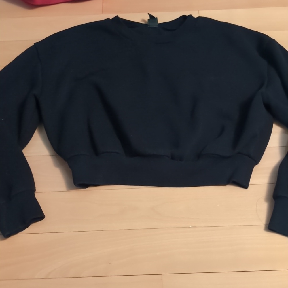 Wild Fable Pullover Sweater Black Long Sleeve Crew Neck